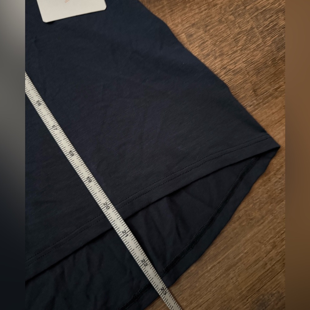 Ease In Tank Navy - Picture 11 of 12